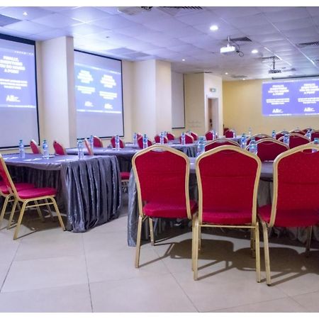 Ibis Lagos Airport Hotell Ikeja Eksteriør bilde