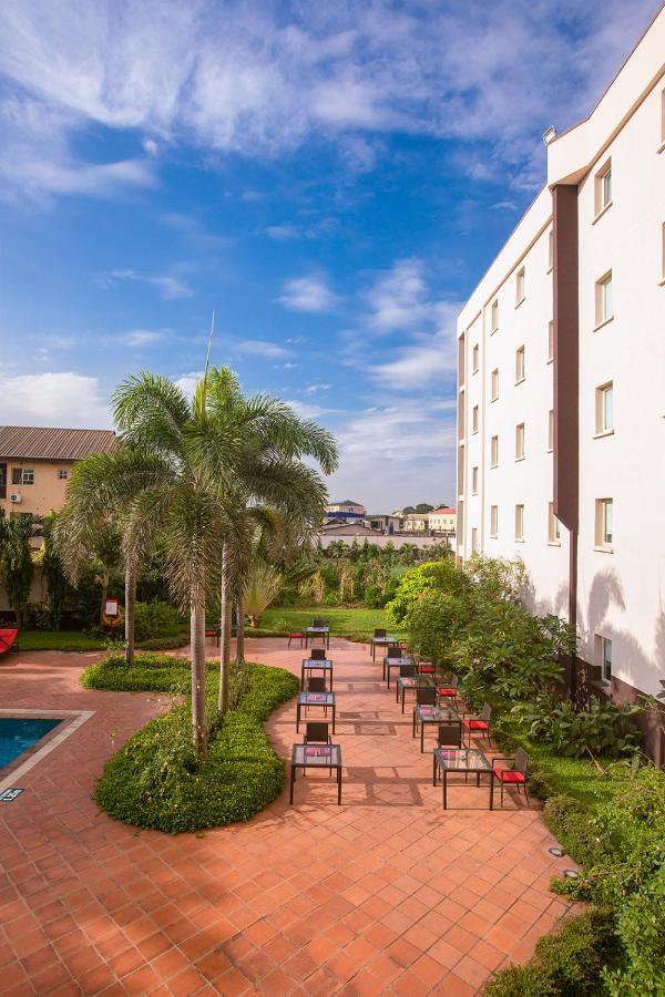 Ibis Lagos Airport Hotell Ikeja Eksteriør bilde