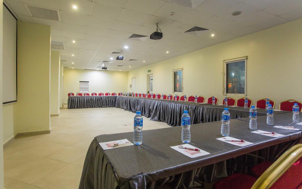 Ibis Lagos Airport Hotell Ikeja Eksteriør bilde