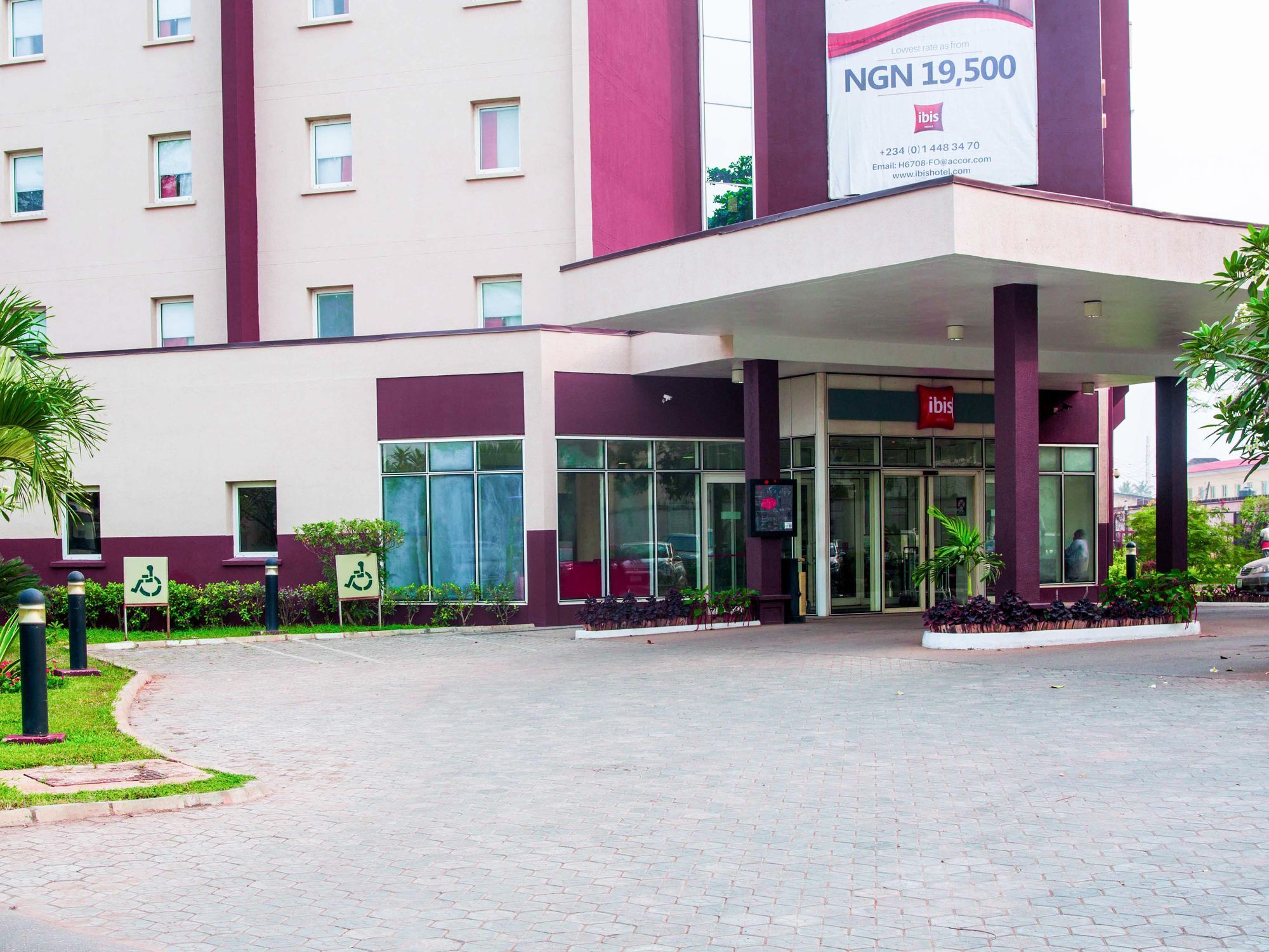 Ibis Lagos Airport Hotell Ikeja Eksteriør bilde