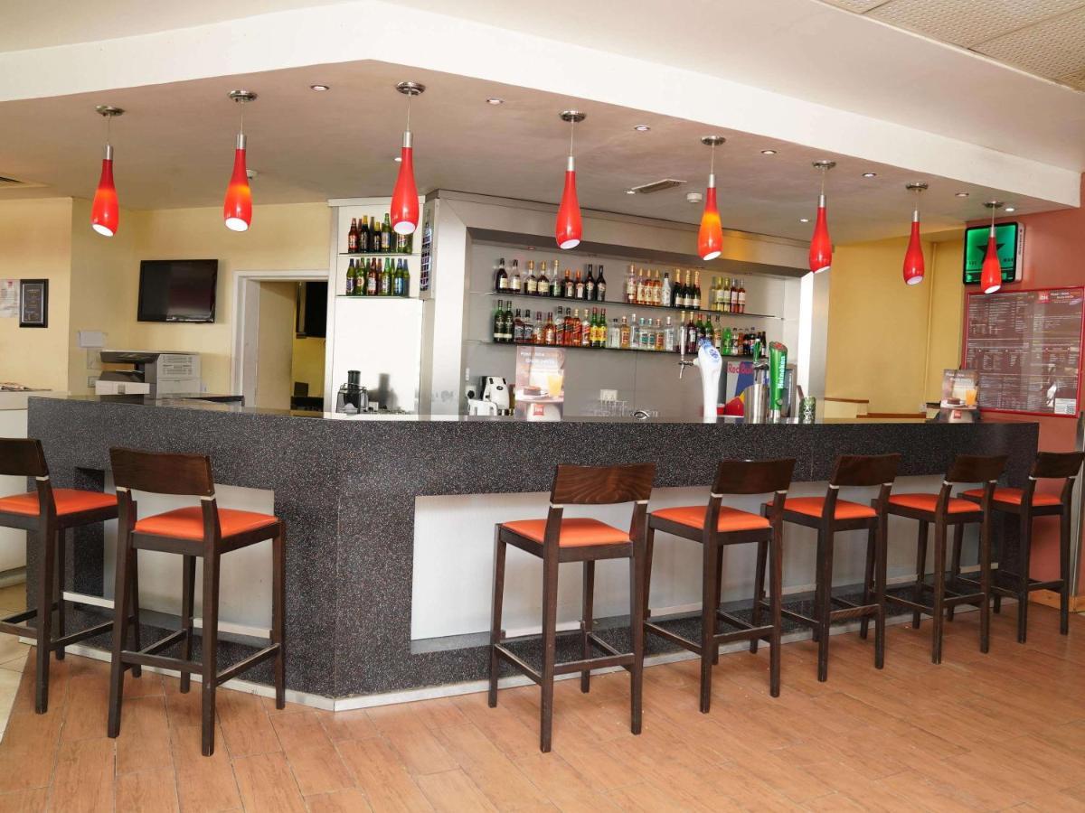 Ibis Lagos Airport Hotell Ikeja Eksteriør bilde